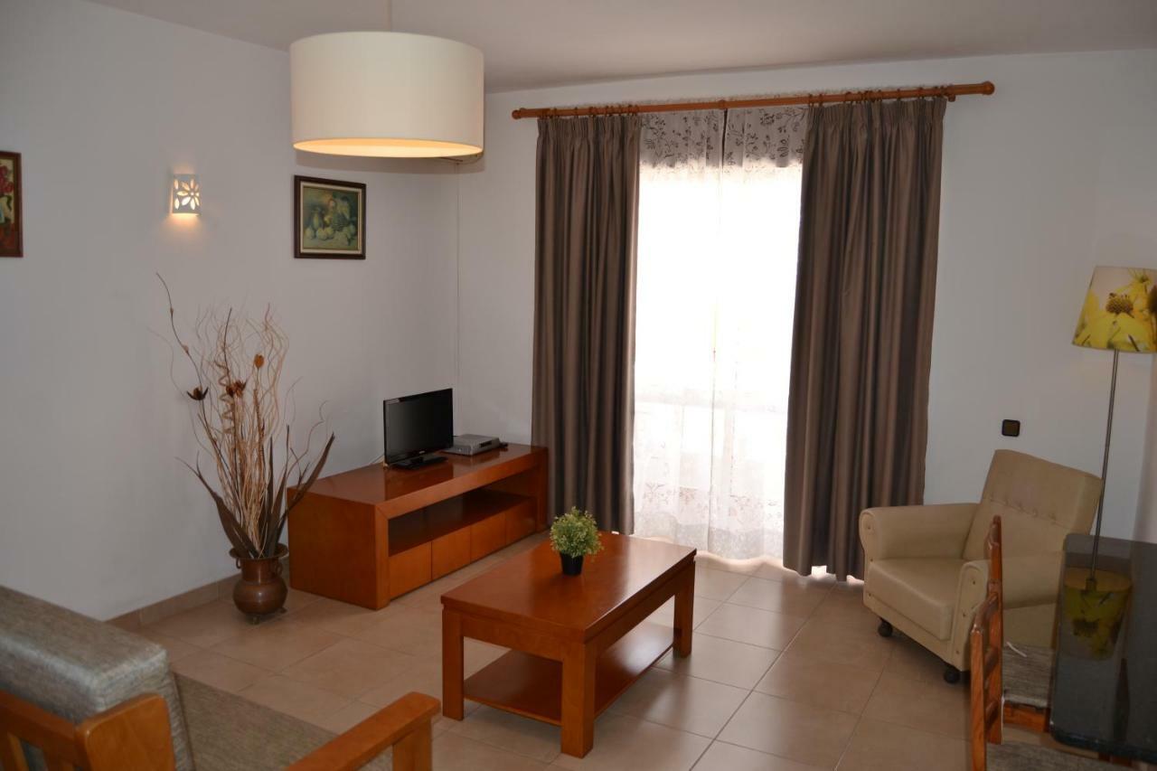 Apartamentos Cabrita Olhos de Agua  Exterior photo